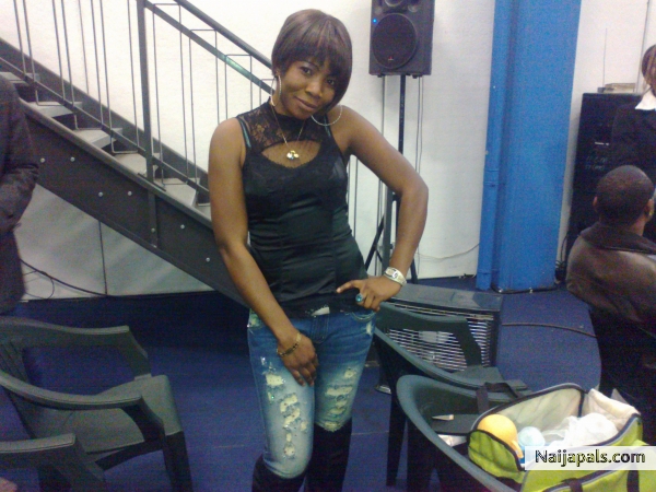  - click for next photo
