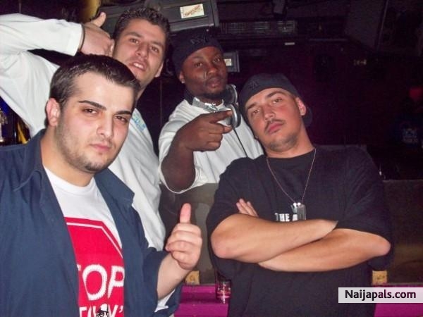 @ Kalua (Me, Sneakie, C' Mon & Pitbull...THE BENJAMINS) - click for next photo