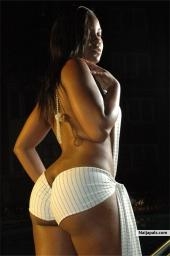my good friend,do u like her? - click for next photo