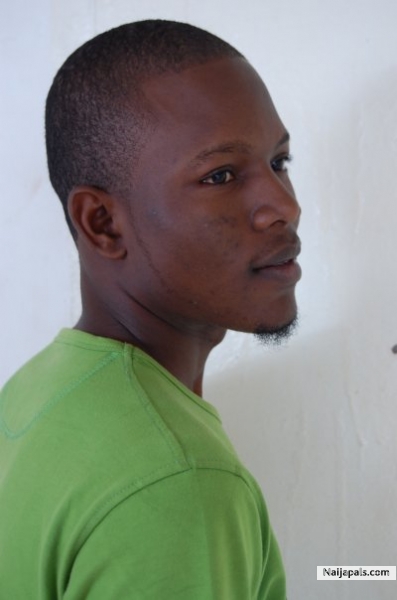  - click for next photo