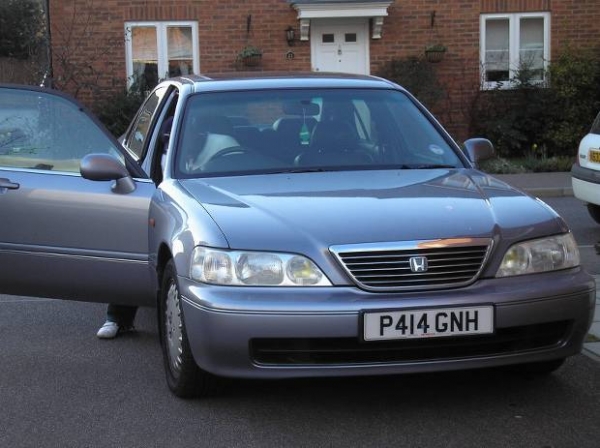 Honda Legend - click for next photo