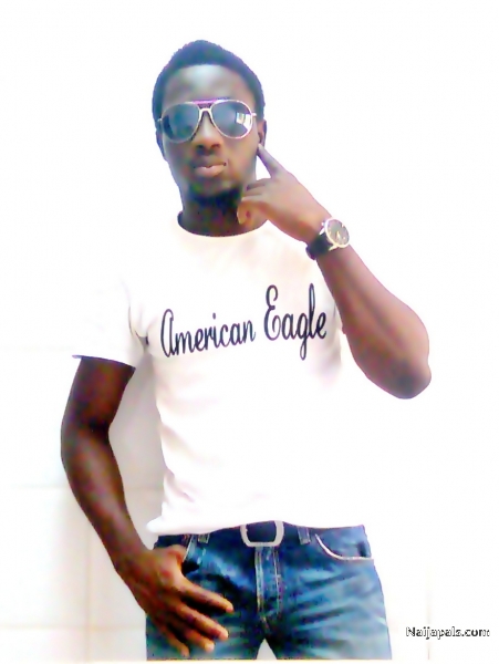 Una Go Hear - click for next photo