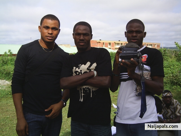 toyen juicy n dipo - click for next photo
