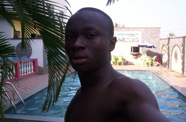  - click for next photo