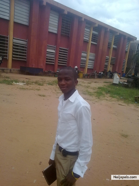 wcum - click for next photo