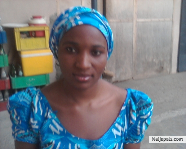 Yayahs girl - click for next photo