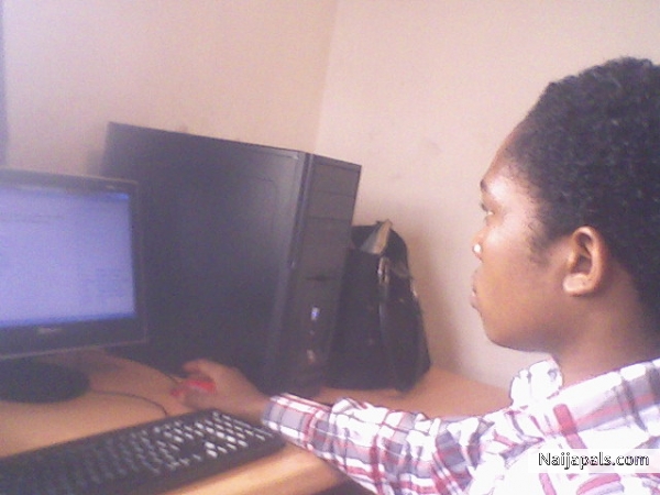  - click for next photo