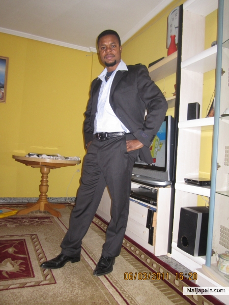 hi everyone - click for next photo