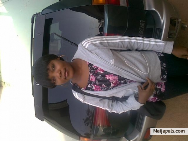 jana - click for next photo