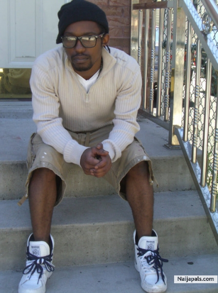 Afrocentric geek looks - click for next photo