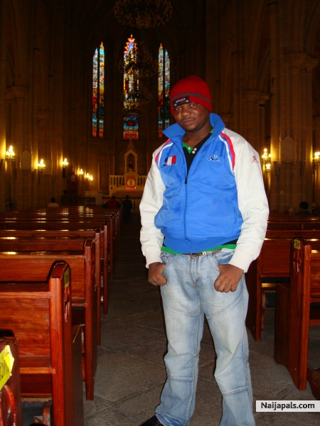  - click for next photo