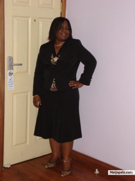 MOI AGAIN! - click for next photo