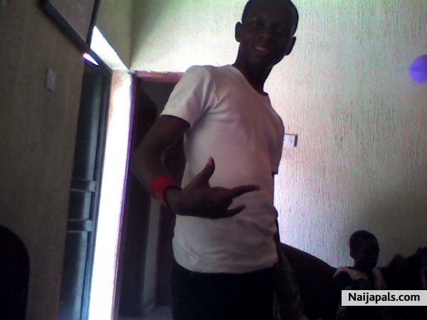 RED DEVILS 4 LIFE - click for next photo
