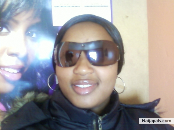 african women with african beaty - click for next photo