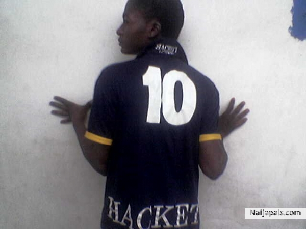  - click for next photo