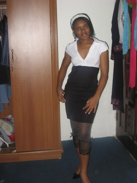  - click for next photo