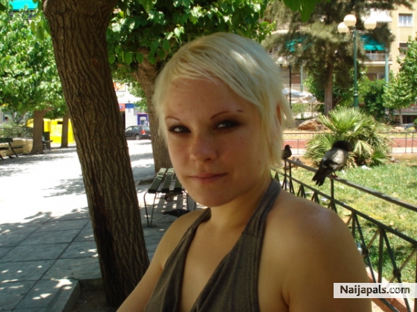  - click for next photo