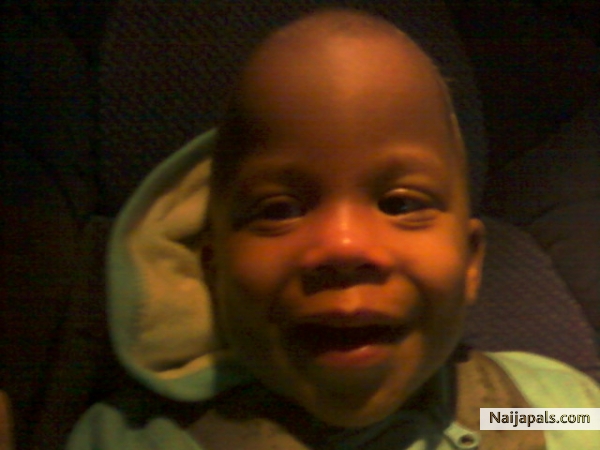 DARIUS FIRST HAIRCUT 2010 - click for next photo