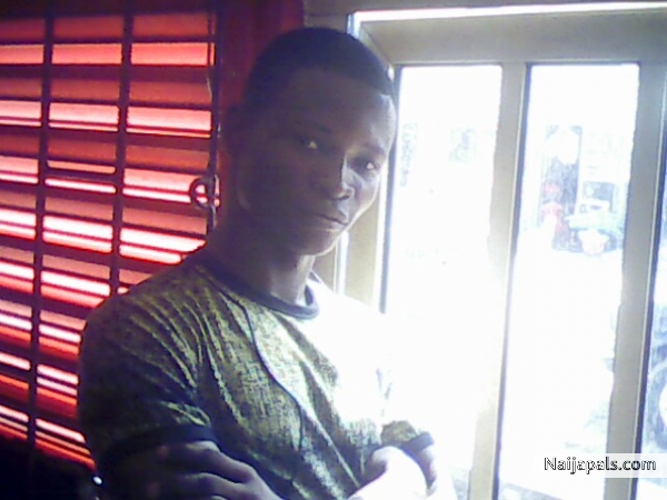  - click for next photo