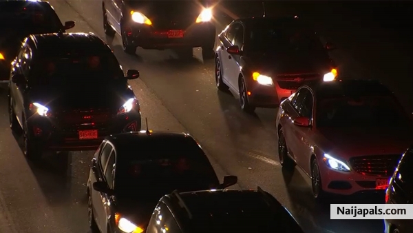 night traffic got many sides! including getting a lift!! DANGER! - click for next photo