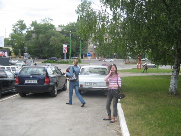  - click for next photo