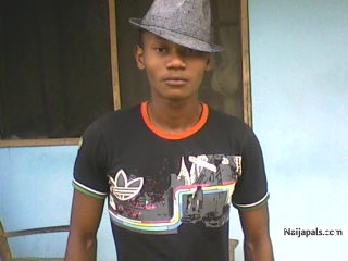  - click for next photo