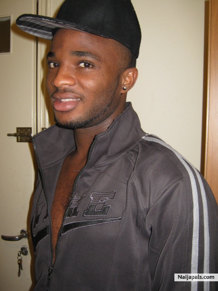  - click for next photo