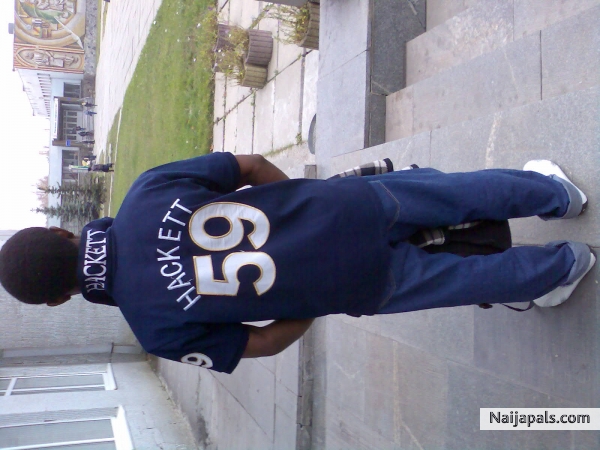  - click for next photo