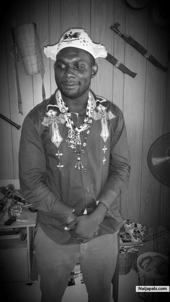 - click for next photo