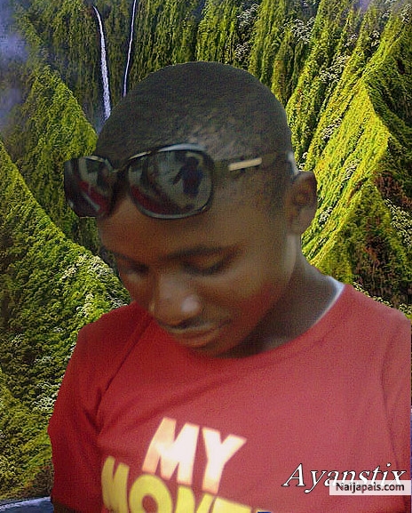  - click for next photo