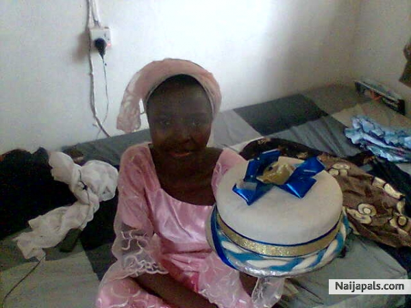  - click for next photo