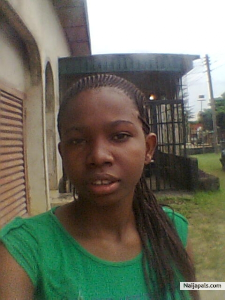 Am new here,any 1 to show be round? - click for next photo