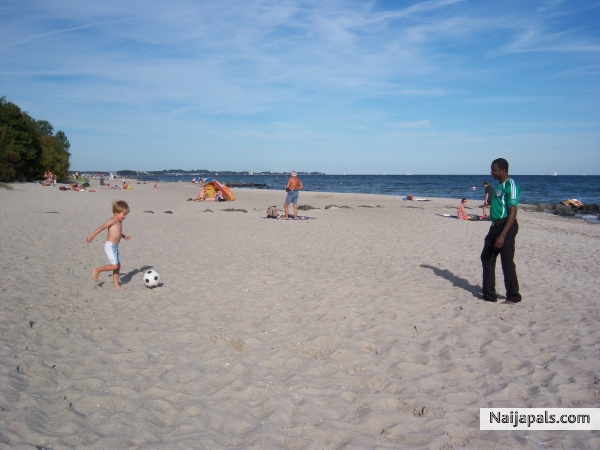 playing - click for next photo