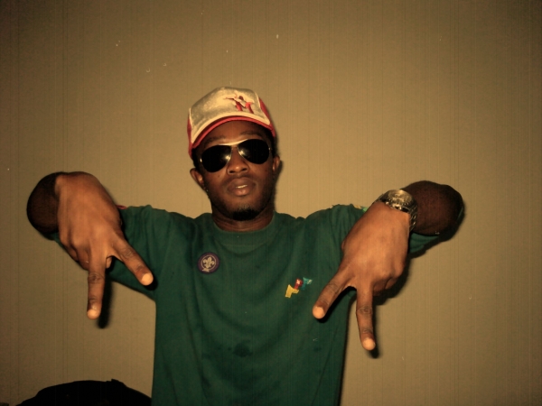 after recordin bois where feelin gud. - click for next photo