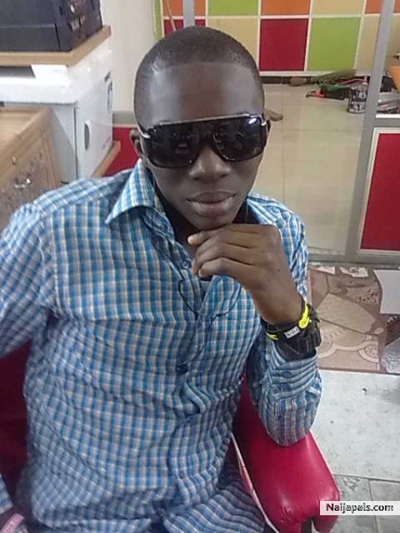  - click for next photo