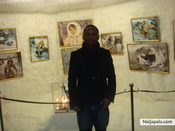 - click for next photo