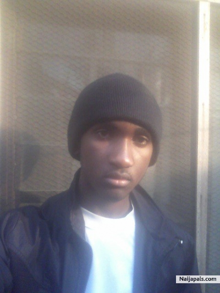 Da fresh cool young dude! - click for next photo