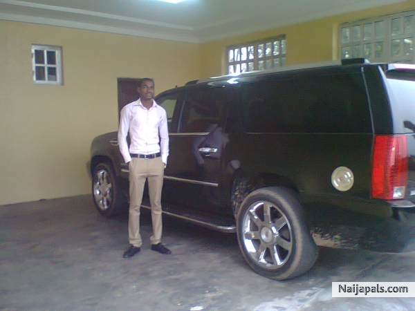 At d car garage - click for next photo