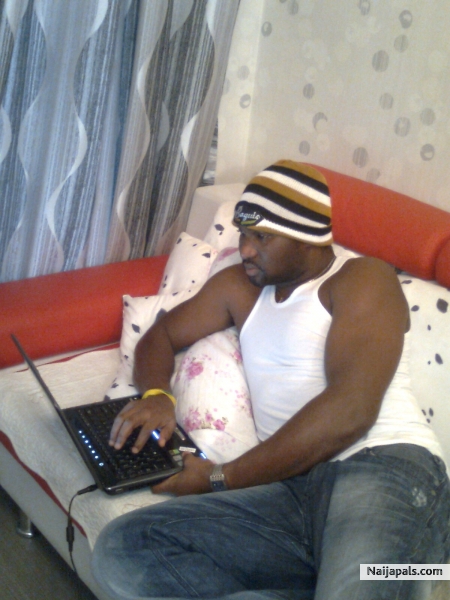  - click for next photo