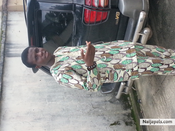  - click for next photo