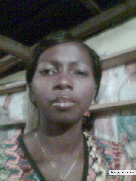 kemisola - click for next photo
