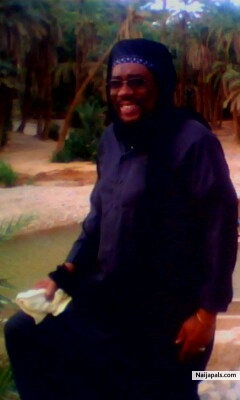  - click for next photo