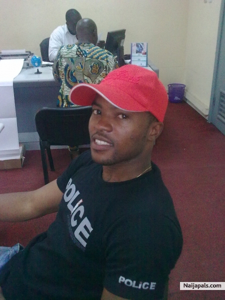  - click for next photo