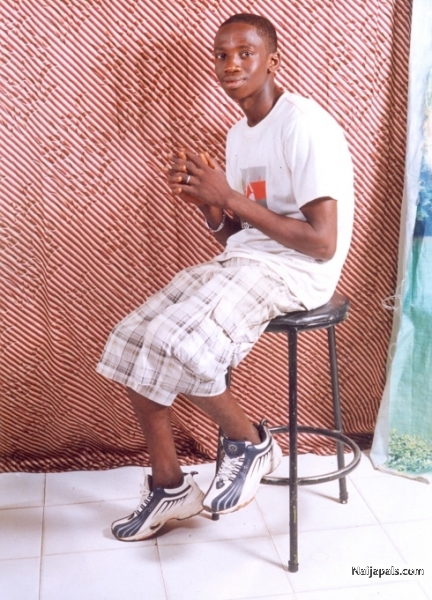  - click for next photo