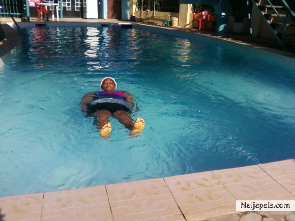 LEISURE TIME, SWIMMING TIME - click for next photo
