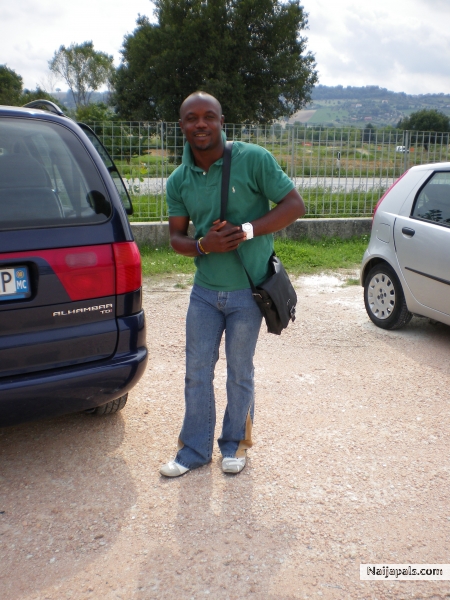  - click for next photo