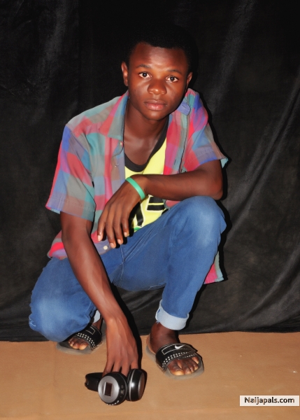  - click for next photo