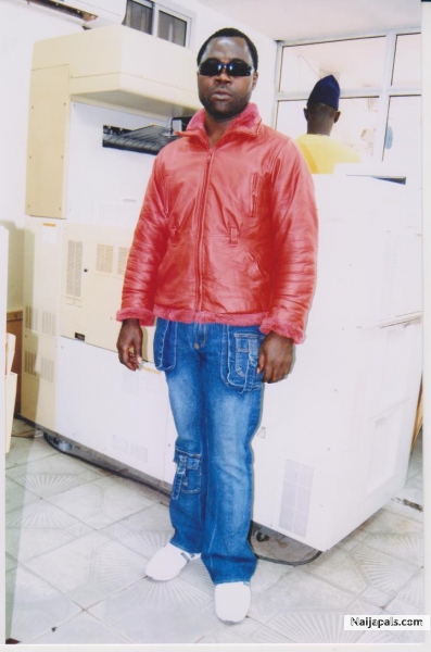  - click for next photo
