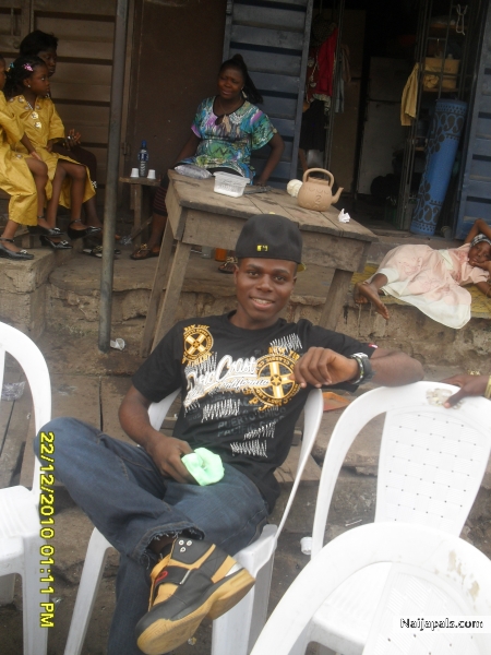  - click for next photo
