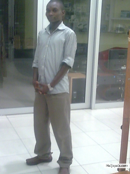  - click for next photo